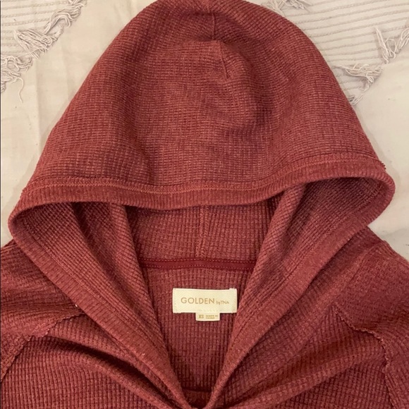 Aritzia waffle long sleeve - Picture 2 of 4